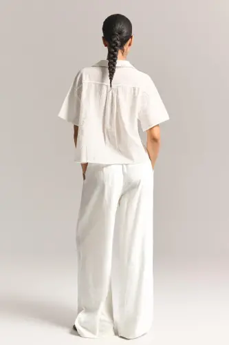 Beli lastikli keten görünümlü pantolon - Off white - BERSHKA (1)