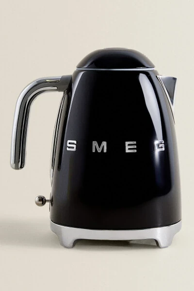 50'S Style Retro Su Isıtıcı Kettle Siyah Klf03bleu - SMEG (1)