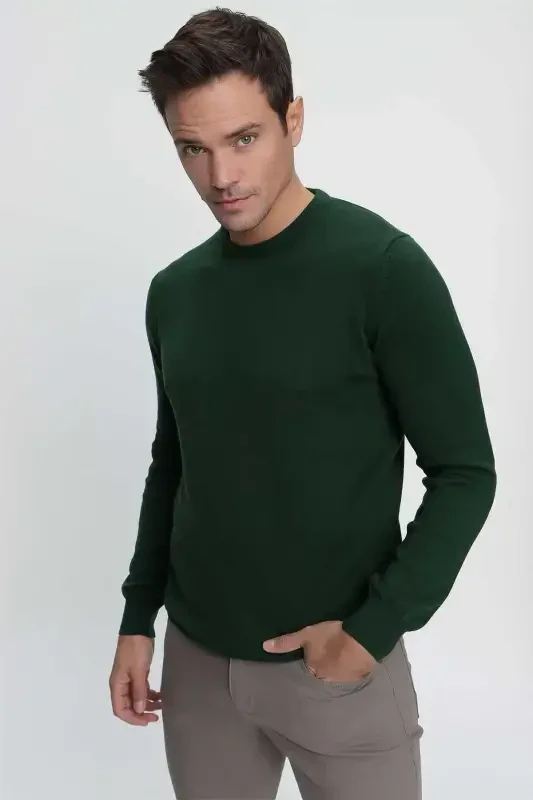Khaki Basic Dynamic Fit Comfort Fit Crew Neck Knitted Sweater - 4