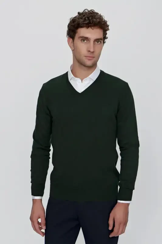 Khaki Basic Dynamic Fit Relaxed Fit V Neck Knit Sweater - MORVEN