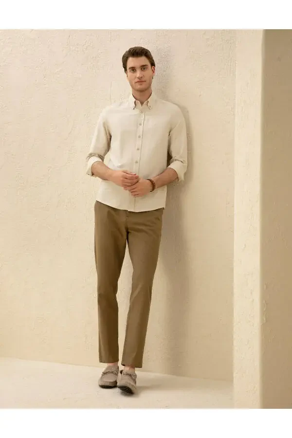 Khaki canvas pants with linen blend. - 1