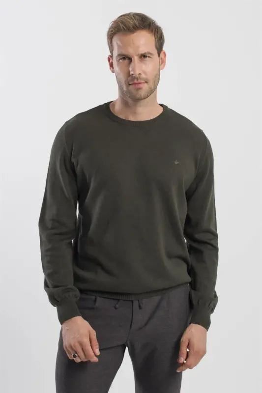 Khaki Slim Fit Crew Neck Knitted Sweater - JAKAMEN