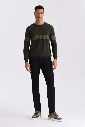 Khaki Slim Fit Crew Neck Striped Knit Sweater - JAKAMEN (1)