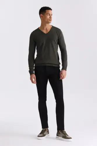 Khaki Slim Fit V-Neck Knit Sweater - JAKAMEN (1)