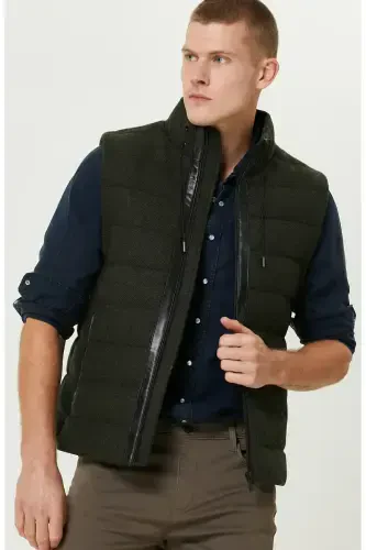 Khaki Vest - NETWORK (1)