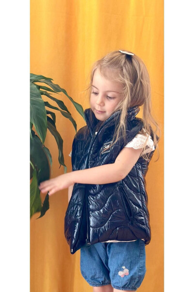 Kids Zippered Puffer Vest - 2