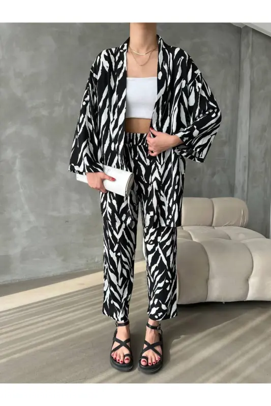 Kimono ZEBRA PATTERN Crinkle Suit-BLACK ZEBRA - 1