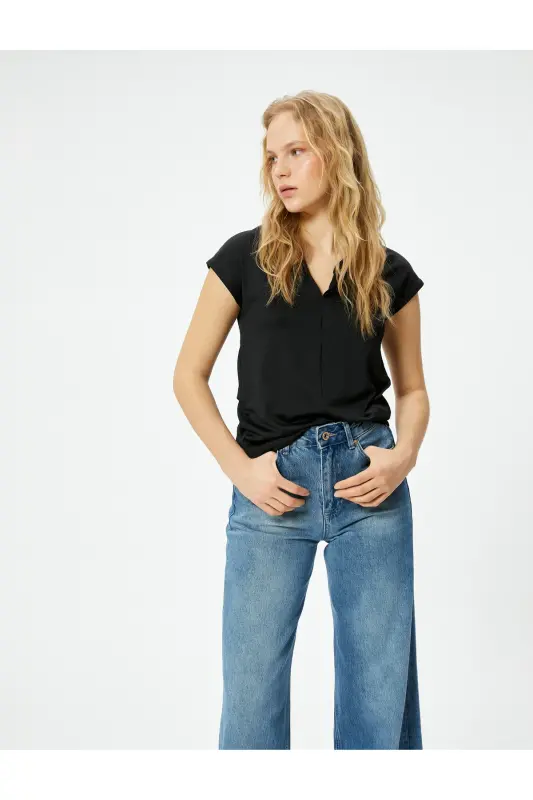 Kısa Kollu Bluz Dik V Yaka Standart Kesim-Siyah - KOTON