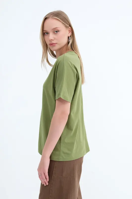 Kısa Kollu Oversize Basic T-shirt P0730-J6J7Y4 - Matcha - 3