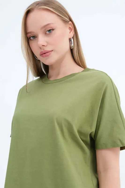 Kısa Kollu Oversize Basic T-shirt P0730-J6J7Y4 - Matcha - ADDAX
