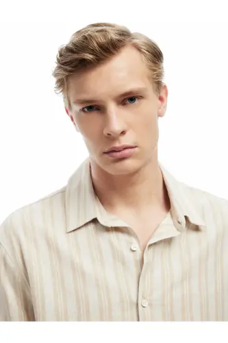 Kısa Kollu Regular Fit Çizgili Keten Karışımlı Gömlek-Ekru Çizgili 