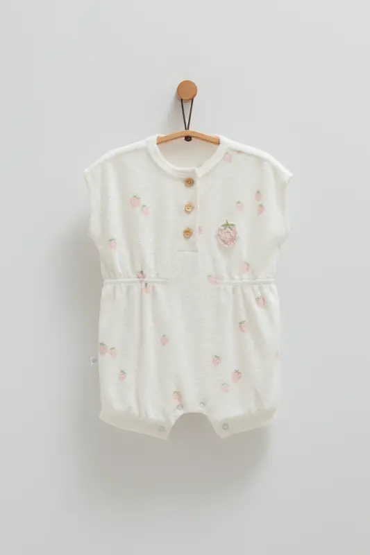 Kız Bebek Tulumu Çilek Desenli Pamuklu Havlu Kumaş Yazlık Tulum-Ekru - 1