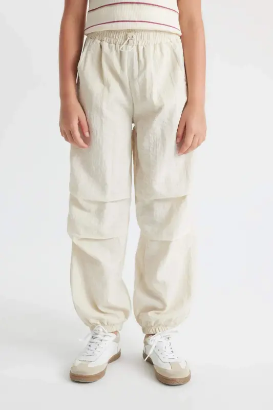 Kız Çocuk Beli ve Paçası Lastikli Cepli Gri Paraşüt Jogger Pantolon D0646A824SM - Bej-BG734 - 4