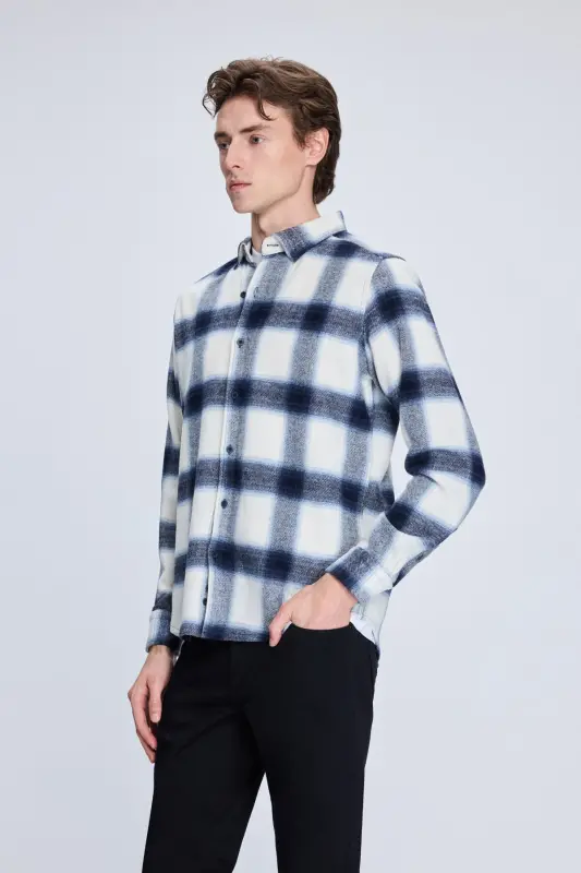 Кўк рангли Slim Fit карели тугмали ёқа узун кўйлак - 3