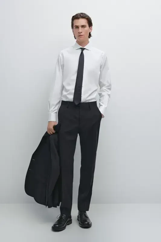 Классические брюки из 100% шерсти. - MASSIMO DUTTI