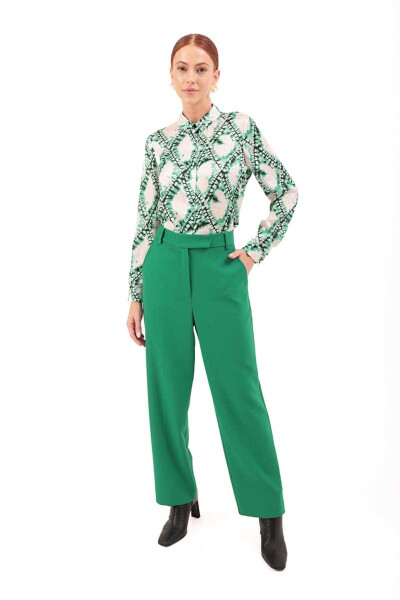 Klassik kesilgan cho'ntakli shim - 3