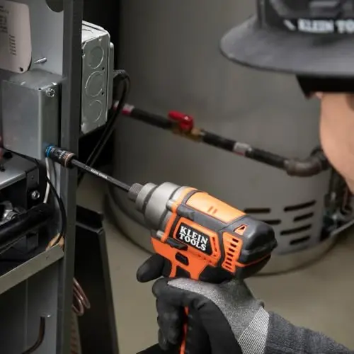 Klein Tools 32910 zarba haydovchi, 7-in-1 SAE zarba rozetkasi tutqich bilan, 1/4, 5/16, 3/8, 7/16, 1/2 va 9/16 dyuymli gayka haydovchi o'lchamlari va 1/4 dyuymli bit ushlagichi bilan flip rozetkasi - KLEIN TOOLS (1)