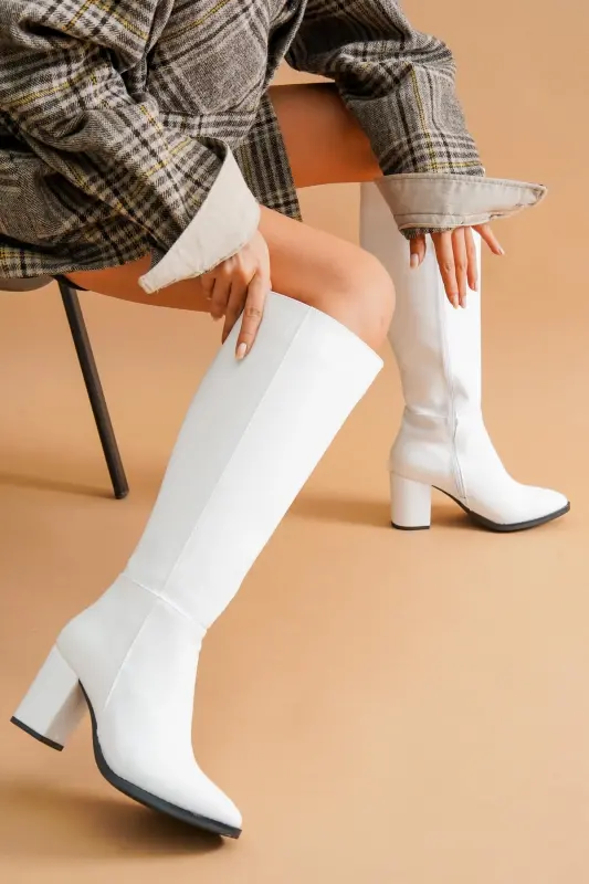 Kleo Beyaz Deri Topuklu (7cm) Yanı Fermuarlı Günlük Kullanım Çizme-beyaz - DİVOLYA