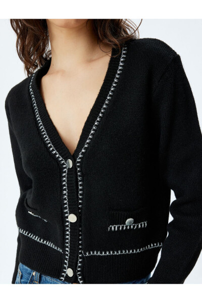 Knit Cardigan V-Neck Buttoned Pocket Color Contrast Detail - 11