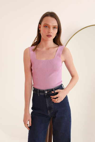 Knit Fabric Square Neck Women's Crop Top - Lilac - 1