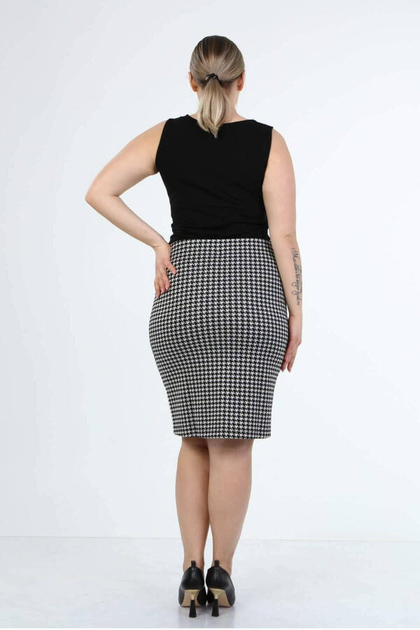 Knit Pencil Skirt - 6