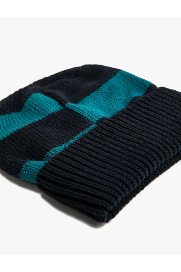 Knitted beanie - 4