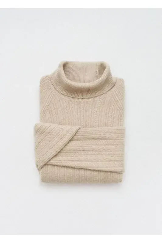 Knitted high neck sweater - 2