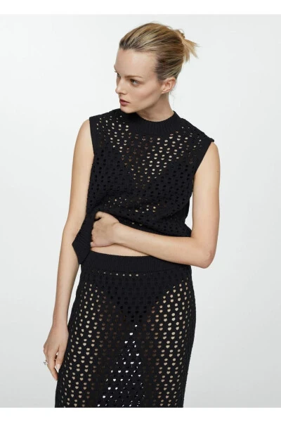 Knitted openwork blouse - MANGO