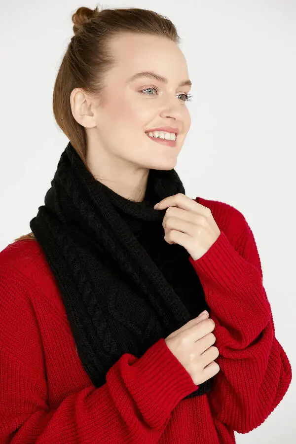 Knitted Scarf - Black - 1