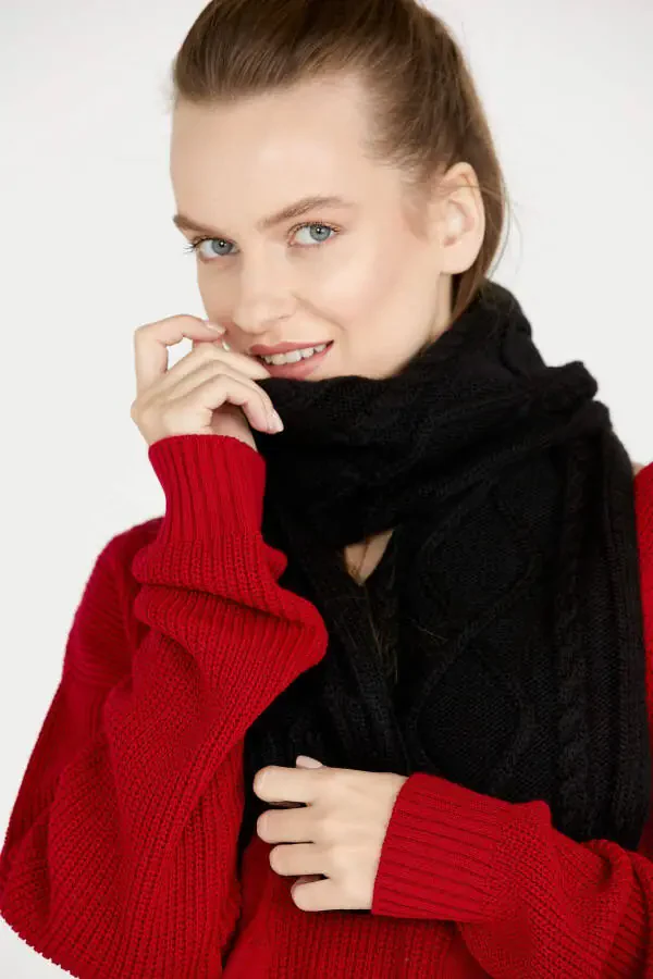 Knitted Scarf - Black - 2