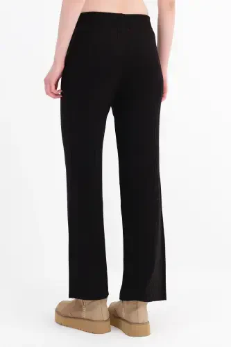 Knitted trousers with elastic waist and front tie closure Pn188-c3 - 6