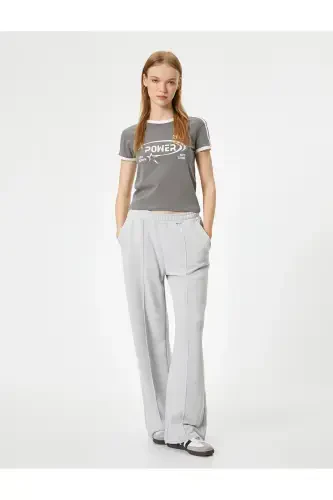 Kolej futbolkali bosma Slim Fit Velosiped yoqasi Chiziqli detallari - KOTON (1)