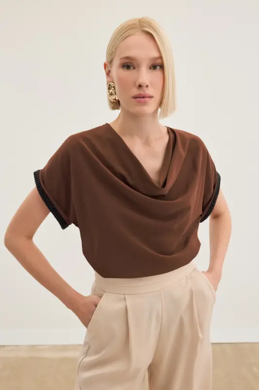 Kollar Taş Detaylı Salaş Bluz - Kahve-Kahve - 5
