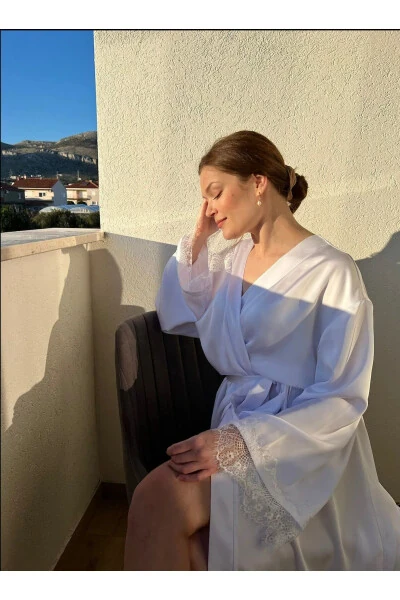 Kolları Dantelli ipeksi Saten Uzu Gelin Sabahlık - Modazone (1)