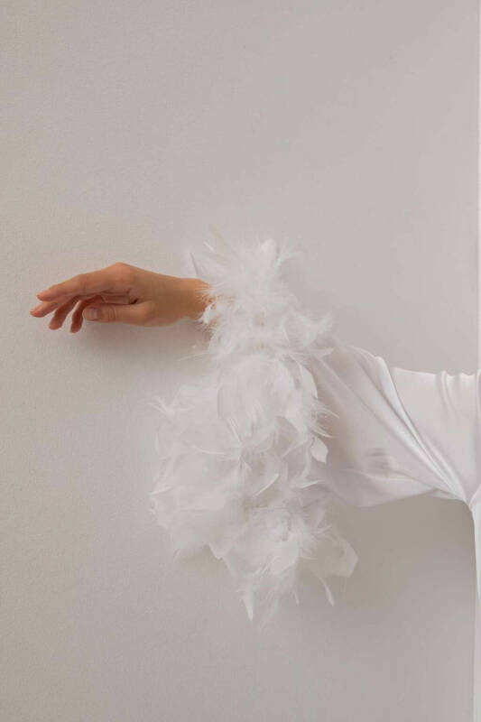 Kolları Otrişli ipeksi Saten Tüylü Uzun Gelin Sabahlık - 4