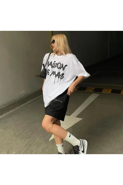 Комбинезон из футболки и шорт Maison Design - Белый черный принт, оверсайз, воротник-хомут - 4