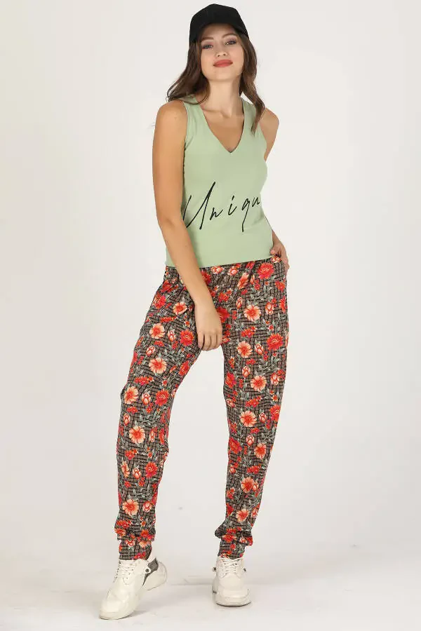 Комфортный костюм Lady Jenny Daphne с футболкой и брюками - 2