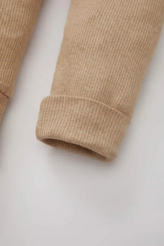 Комплект из 3-х предметов для новорожденных мальчиков, рубчатый кашкорс, боди с короткими рукавами на кнопках, низ, шарф - бежевый меланж - 7