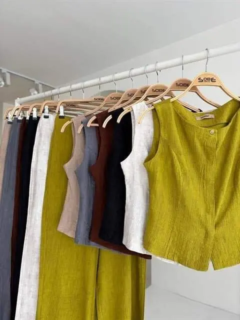 Комплект из двух предметов: блузка без рукавов, брюки с рисунком батик 10181-08 - 9