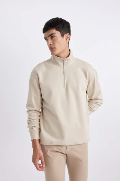 Konforlu Fermuarlı Dik Yaka Sweatshirt - 3