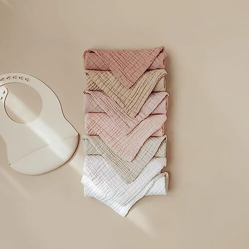 Консси Детские Муслиновые Полотенца 7 шт. - 100% Хлопковые Детские Полотенца для Ванны, Мягкие Детские Полотенца и Впитывающие Слюнявчики для Новорожденных Девочек и Мальчиков, 11x11 дюймов - 7