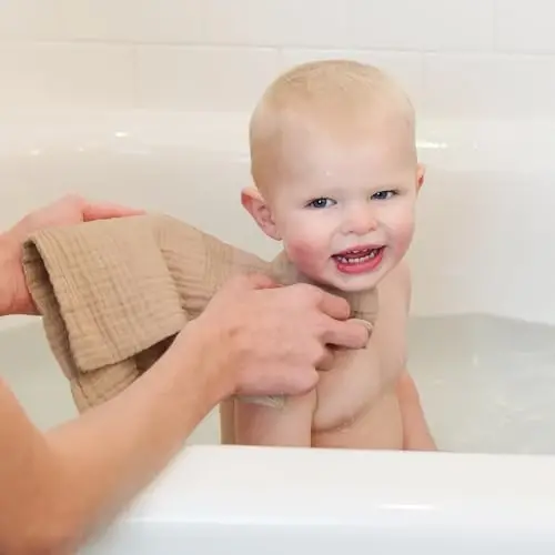 Konssy Baby Muslin Washcloths 7-Pack, 100% Cotton Baby Bath Washcloths, Soft & Absorbent Wash Cloths and Burp Cloths for Newborn Kids Girls & Boys, 11x11 inches - 5