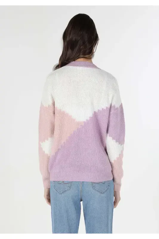 Ko'p rangli naqshli ayollar uchun trikotaj ko'ylagi - 2