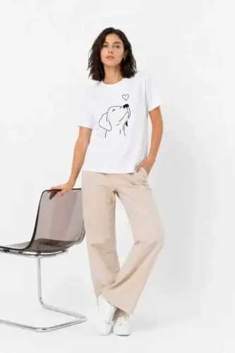 Köpek Figürlü Minimal Baskılı Tişört Kısa Kol Yazlık T-Shirt - Beyaz - BÜYÜKBEDENIZ (1)