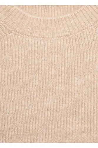 Короткий свитер с рукавами - Экрю - 5