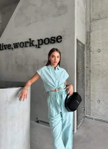 КОСТЮМ C КРОП-ТОПОМ БЕЗ РУКАВОВ ИЗ ПОЛОСАТОГО ЛЬНА - Зеленый - 3