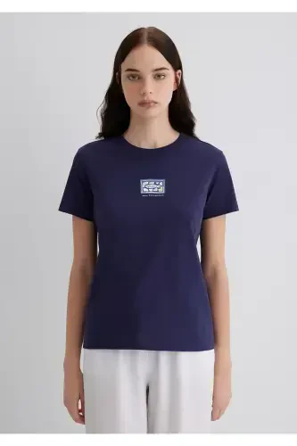 Ko'z munchoqli bosma lacivert futbolka Regular Fit - 14