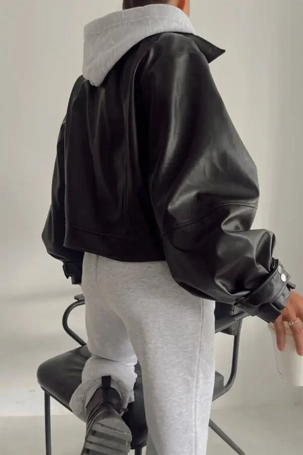Кожаная куртка оверсайз с рукавами-буфами Нового сезона - 6