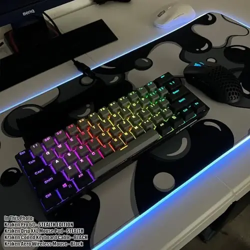 KRAKEN KEYBOARDS DRIP XL Qora va Oq Gaming RGB Sıçqoncha Pad - Professional Hunarmand Sıçqoncha Pad - Qora va Oq Gaming RGB Stol Mat - 31