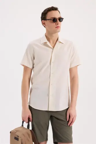 Krem Comfort Fit Klasik Yaka Kısa Kol Gömlek - 1